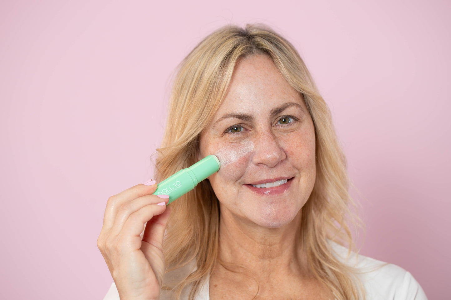 T.C.E Colour Correcting Serum Stick